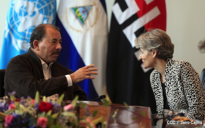 Daniel y Rosario visitan se reúnen con Directora UNESCO