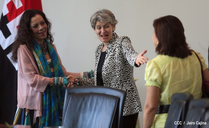 Daniel y Rosario visitan se reúnen con Directora UNESCO