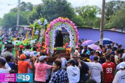 Pobladores de Ciudad Sandino le bailan a Santo Domingo de Abajo