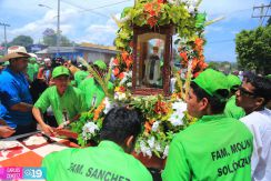 Pobladores de Ciudad Sandino le bailan a Santo Domingo de Abajo