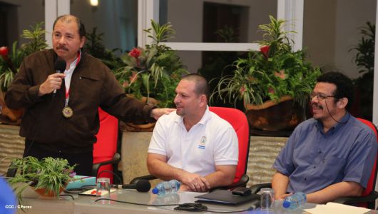 Daniel se reúne con campeones del Torneo Panamericano de Beisbol Infantil AA