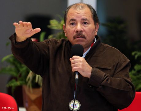 Daniel se reúne con campeones del Torneo Panamericano de Beisbol Infantil AA