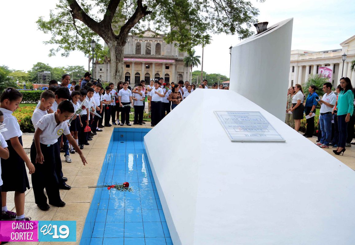 Nicaragua conmemora Natalicio de Tomás Borge