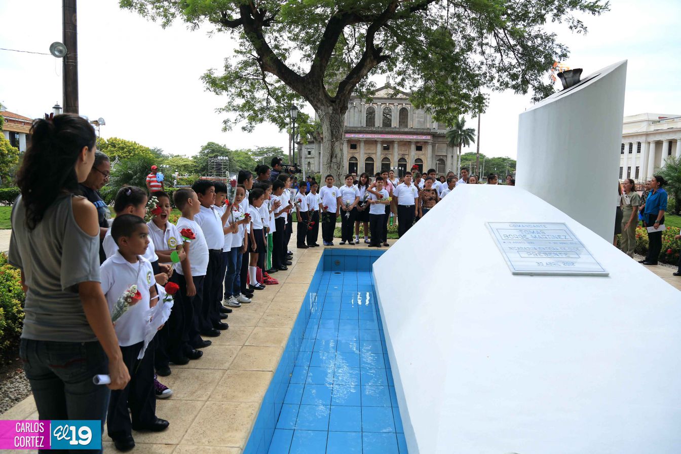 Nicaragua conmemora Natalicio de Tomás Borge
