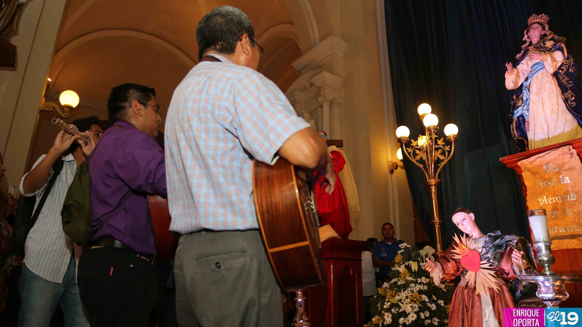 Fieles leoneses celebran 67 años de la Gritería Chiquita