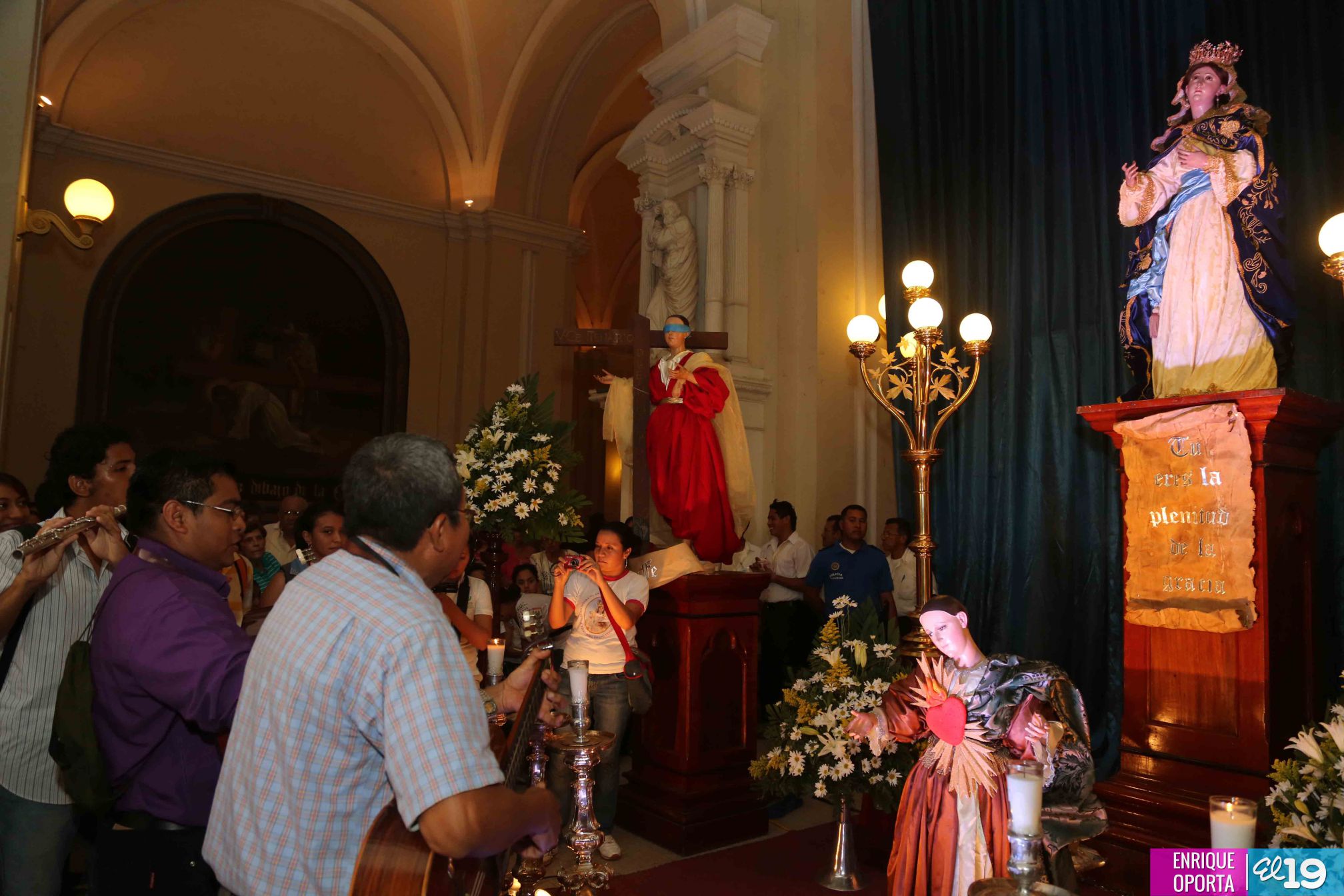 Fieles leoneses celebran 67 años de la Gritería Chiquita