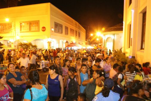 Fieles leoneses celebran 67 años de la Gritería Chiquita