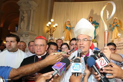 Fieles leoneses celebran 67 años de la Gritería Chiquita