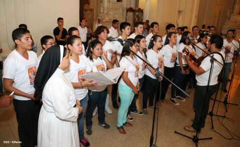 Fieles leoneses celebran 67 años de la Gritería Chiquita