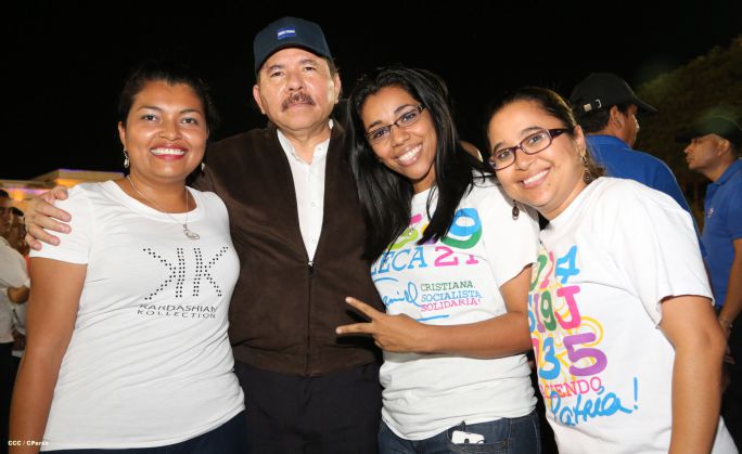 Presidente Daniel conmemora 50 años de Alcohólicos Anónimos