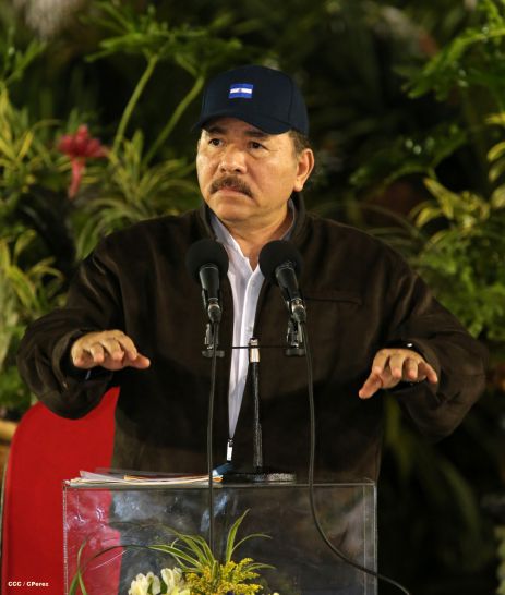 Presidente Daniel conmemora 50 años de Alcohólicos Anónimos