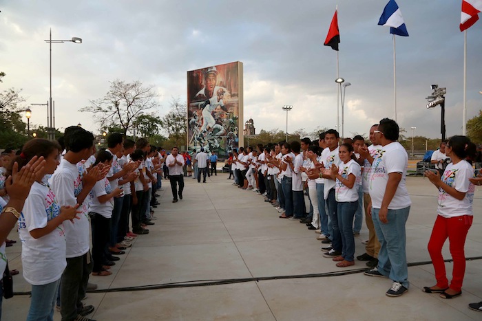 Presidente Daniel inaugura Estadio Béisbol Infantil 