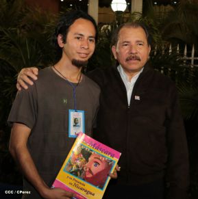 Presidente Daniel clausura 17 CLAE