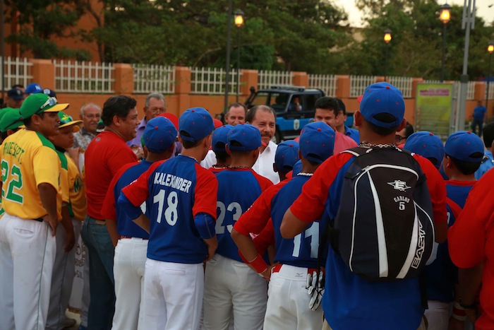 Presidente Daniel inaugura Estadio Béisbol Infantil 