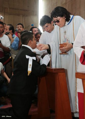310 niños y niñas se consagran a Jesucristo al recibir la Primera Comunión