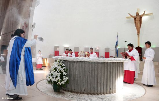 310 niños y niñas se consagran a Jesucristo al recibir la Primera Comunión