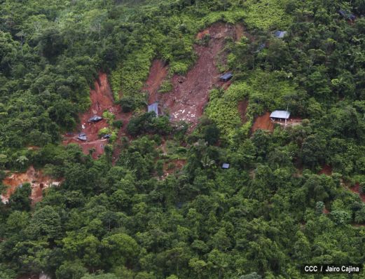 Avanzan labores de rescate a mineros de Bonanza