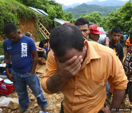 Avanzan labores de rescate a mineros de Bonanza