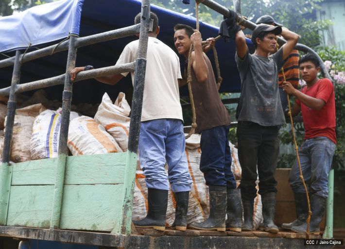 Bonanza en calma a la espera del rescate de segundo grupo de mineros