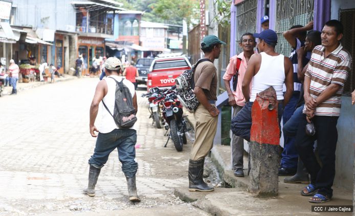 Bonanza en calma a la espera del rescate de segundo grupo de mineros