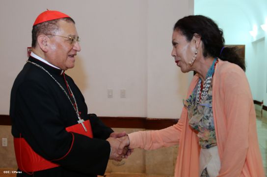 Daniel y Rosario conmemoran 35 Aniversario del Ejército de Nicaragua