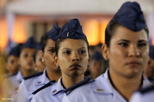 Daniel y Rosario conmemoran 35 Aniversario del Ejército de Nicaragua