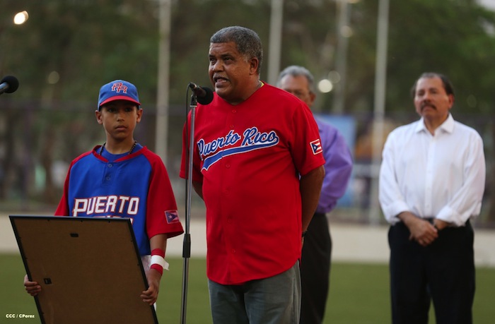 Presidente Daniel inaugura Estadio Béisbol Infantil 