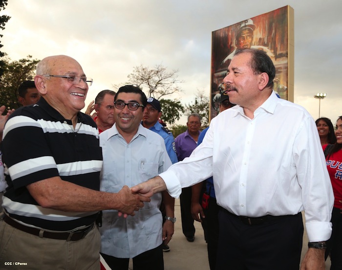 Presidente Daniel inaugura Estadio Béisbol Infantil 