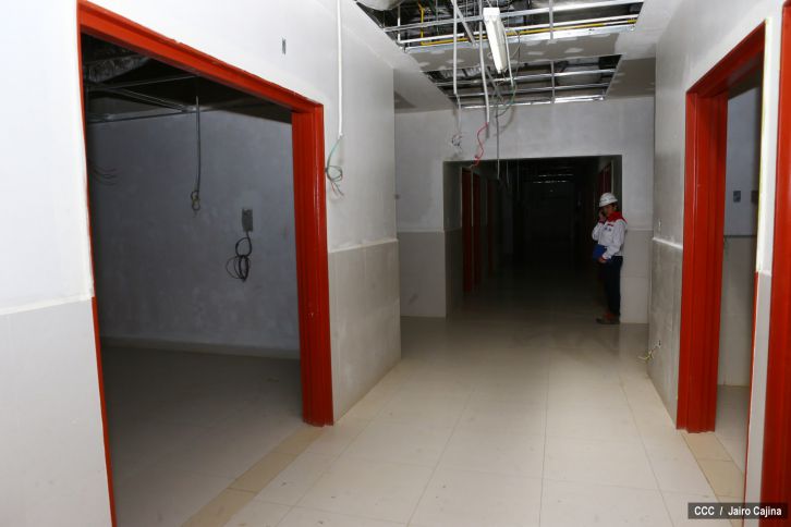 Canciller mexicano visita obras de cooperación con Nicaragua