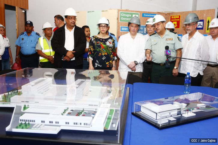 Canciller mexicano visita obras de cooperación con Nicaragua