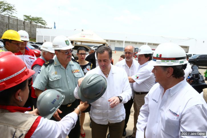 Canciller mexicano visita obras de cooperación con Nicaragua