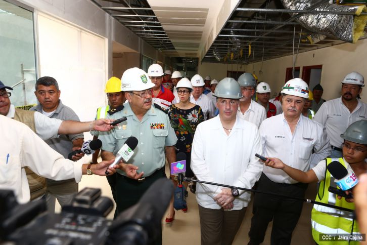 Canciller mexicano visita obras de cooperación con Nicaragua