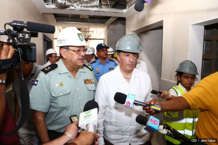 Canciller mexicano visita obras de cooperación con Nicaragua