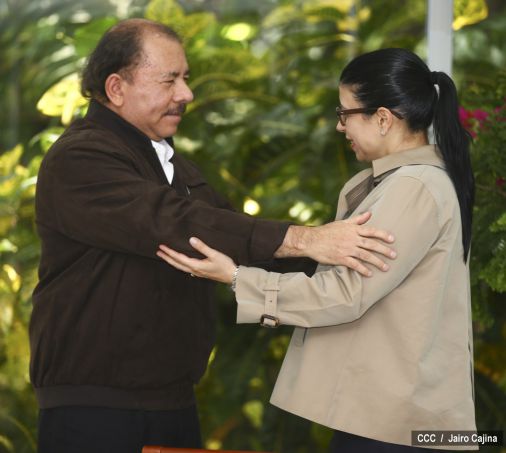 Presidente Daniel y Compañera Rosario se reúne con Canciller de México