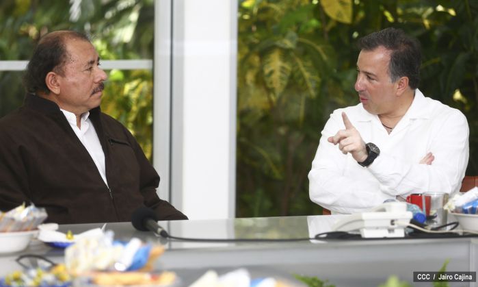 Presidente Daniel y Compañera Rosario se reúne con Canciller de México