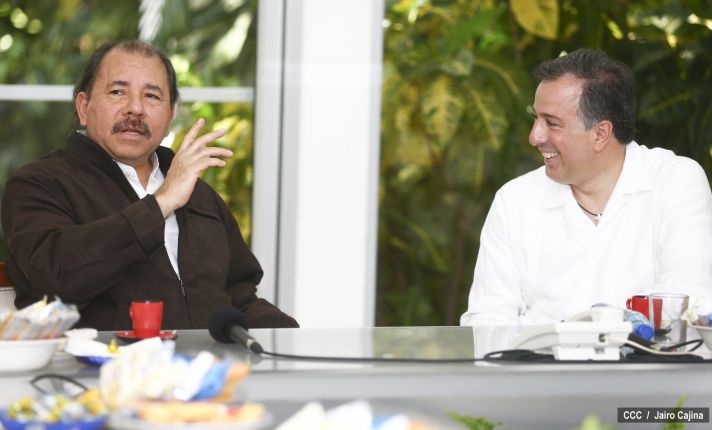 Presidente Daniel y Compañera Rosario se reúne con Canciller de México