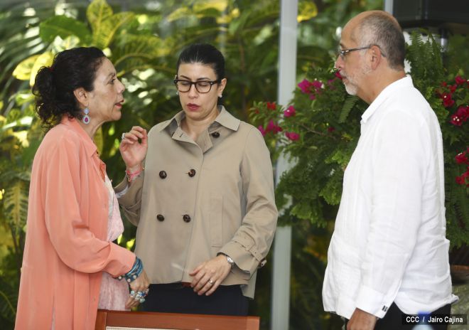 Presidente Daniel y Compañera Rosario se reúne con Canciller de México