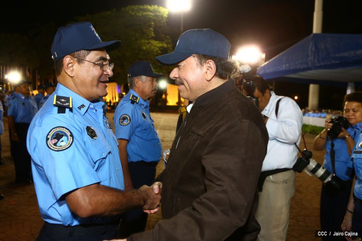 Presidente Daniel encabeza acto del 35 Aniversario de la Policía Nacional
