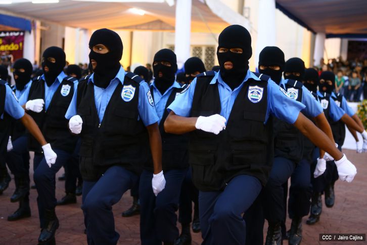 Presidente Daniel encabeza acto del 35 Aniversario de la Policía Nacional