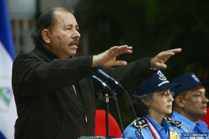 Presidente Daniel encabeza acto del 35 Aniversario de la Policía Nacional