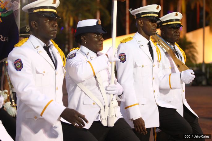 Presidente Daniel encabeza acto del 35 Aniversario de la Policía Nacional