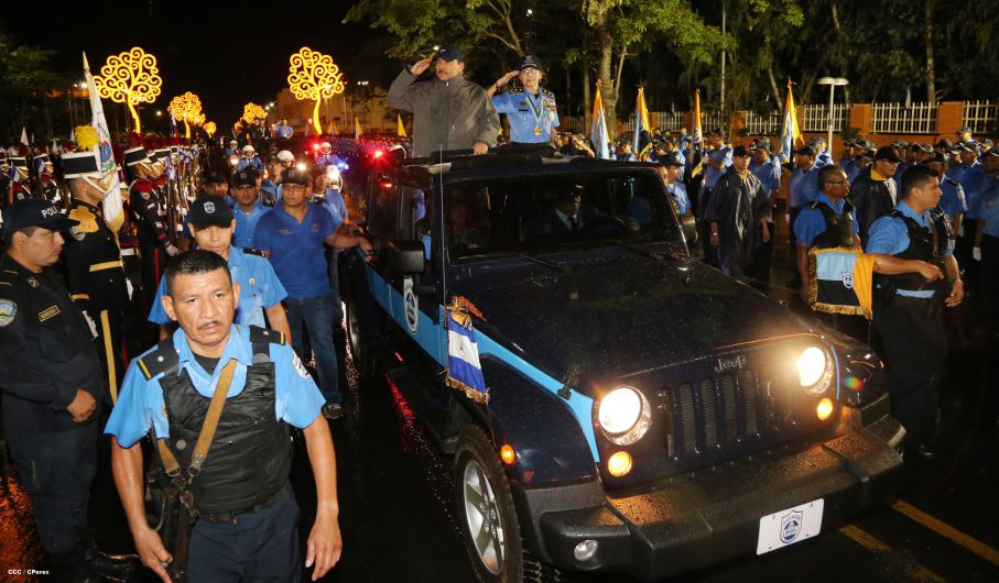 Daniel preside desfile conmemorativo del 35 Aniversario de Fundación de la Policía Nacional