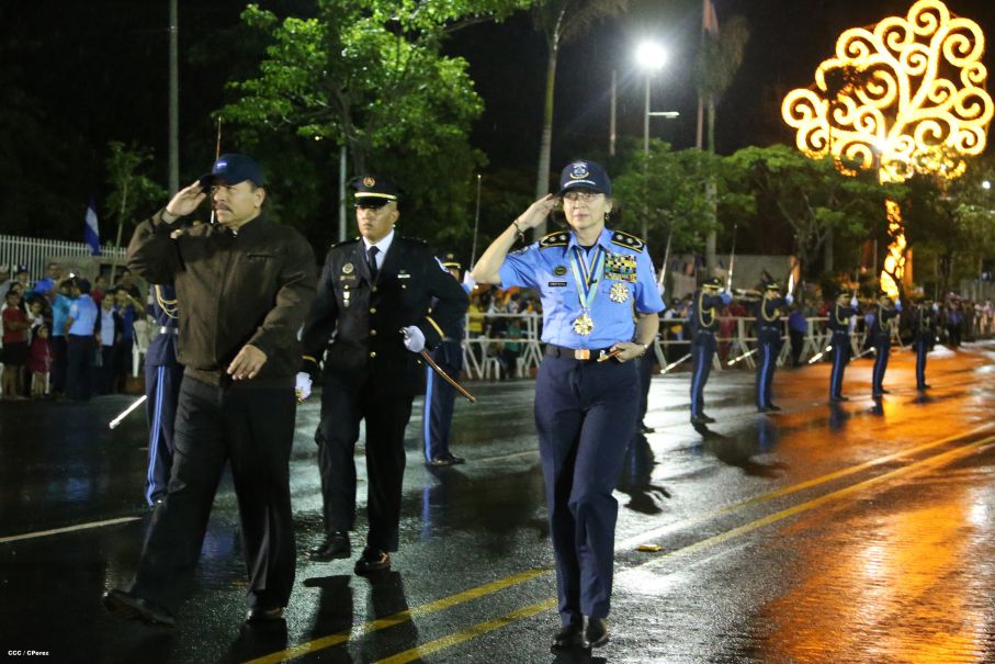 Daniel preside desfile conmemorativo del 35 Aniversario de Fundación de la Policía Nacional