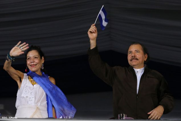Daniel y Rosario presiden Desfile Patrio Nicaragua Mía 2014