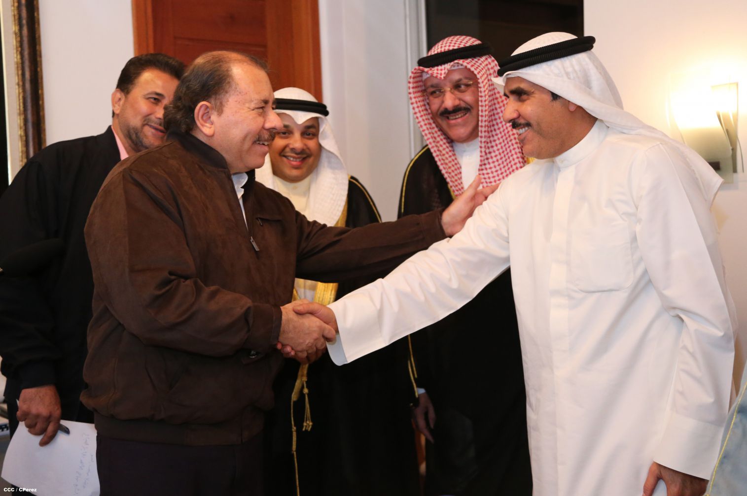 Presidente Daniel sostiene encuentro con parlamentarios de Kuwait