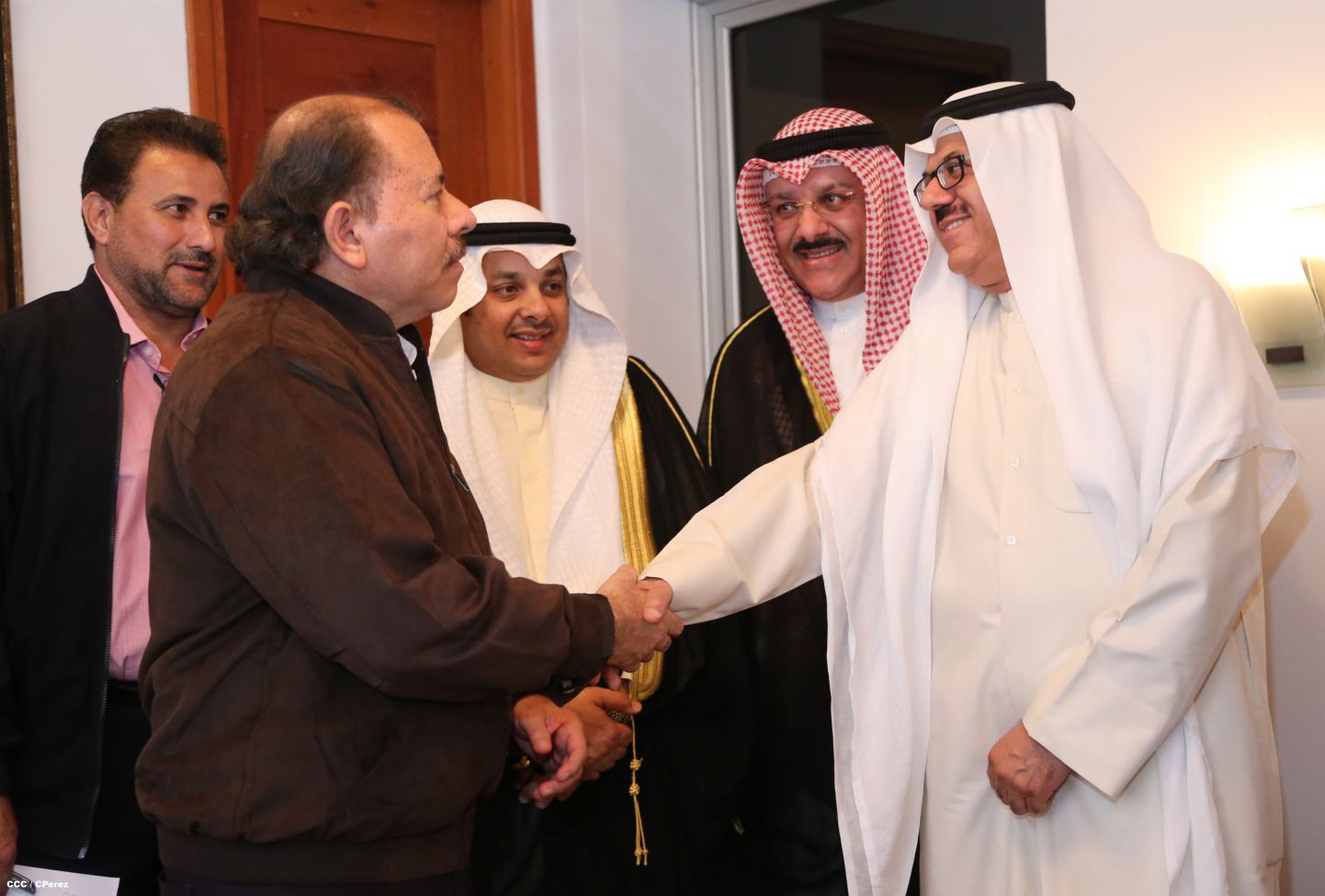 Presidente Daniel sostiene encuentro con parlamentarios de Kuwait