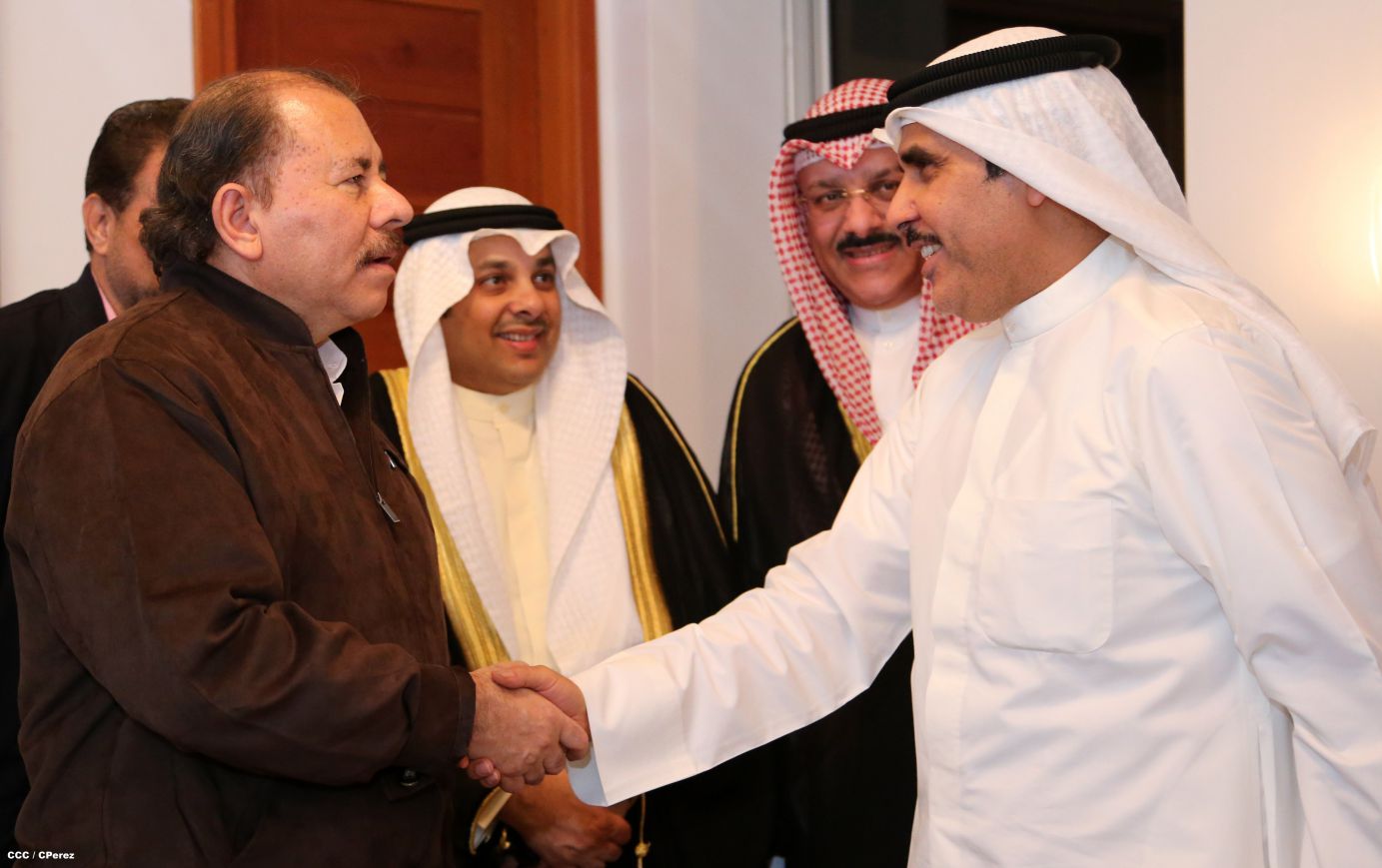 Presidente Daniel sostiene encuentro con parlamentarios de Kuwait