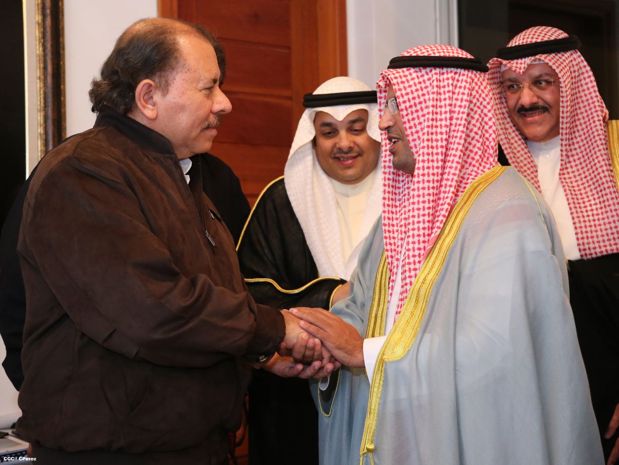 Presidente Daniel sostiene encuentro con parlamentarios de Kuwait