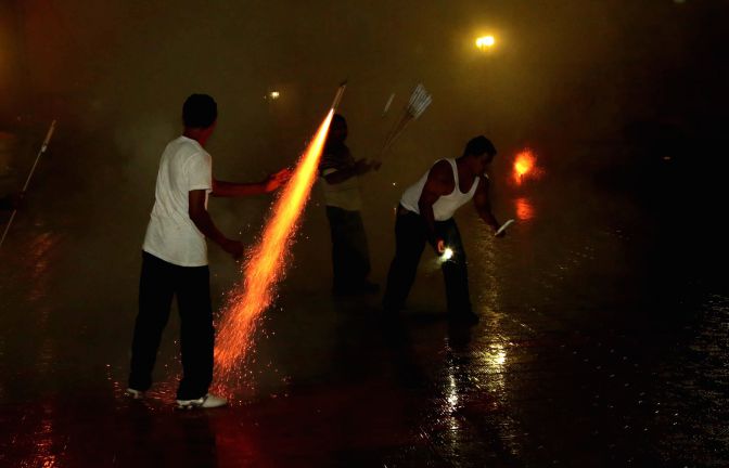 Leoneses festejan a Virgen de La Merced
