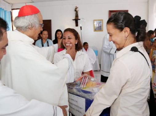 Cardenal Brenes festeja a Virgen La Merced en Mateare